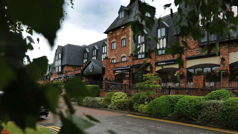 Village Hotel Wirral Exterior