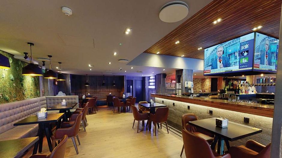 Village Hotel Wirral Restaurant