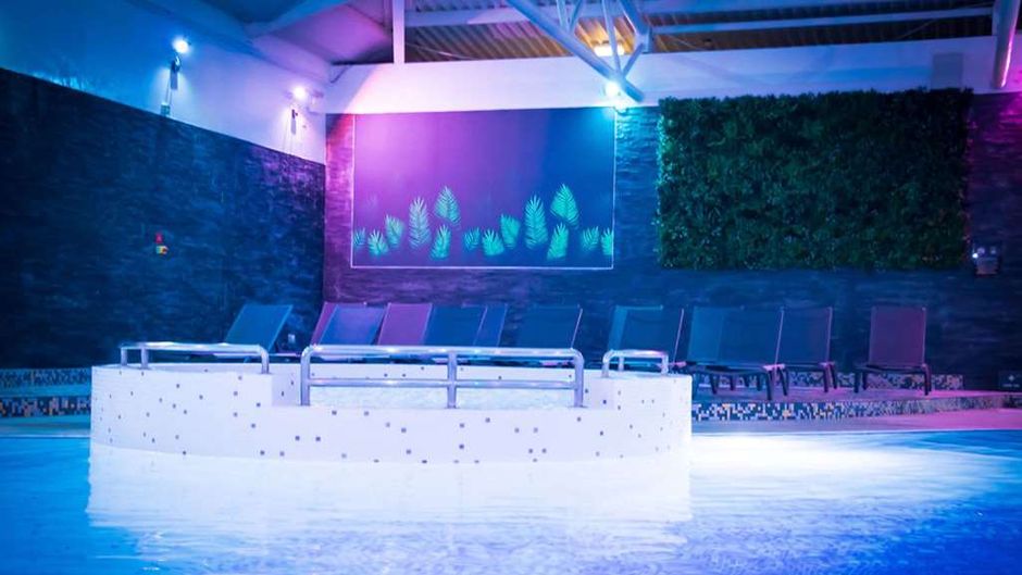 Village Hotel Manchester Cheadle Pool