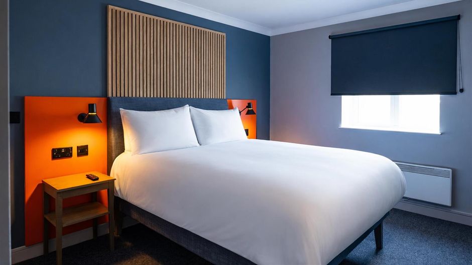 Village Hotel Manchester Cheadle Room