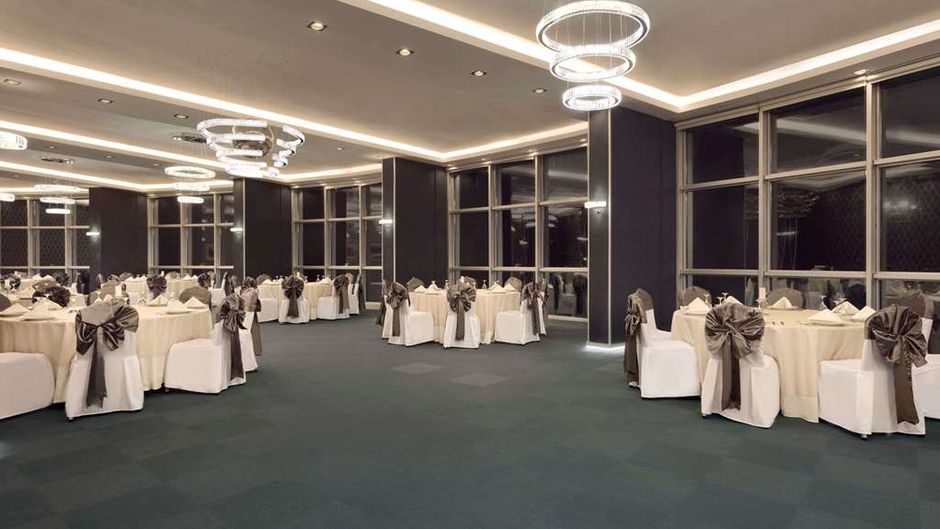 Ramada Hotel & Suites Edirne Meeting