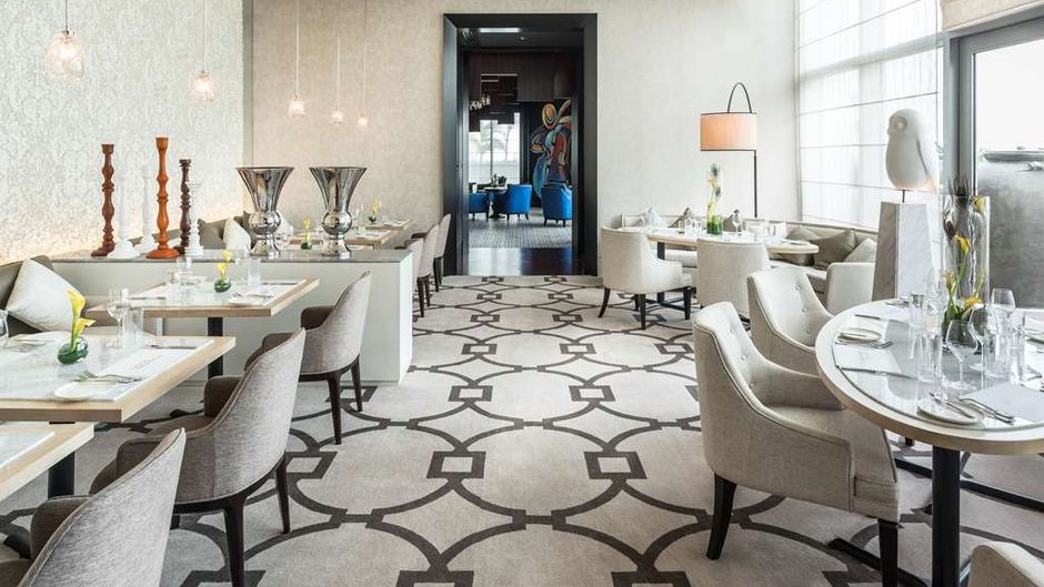 Shangri-La Hotel, Colombo Restaurant