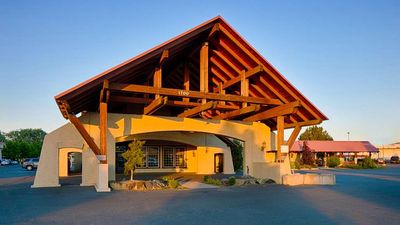 Red Lion Hotel & Conference Ctr