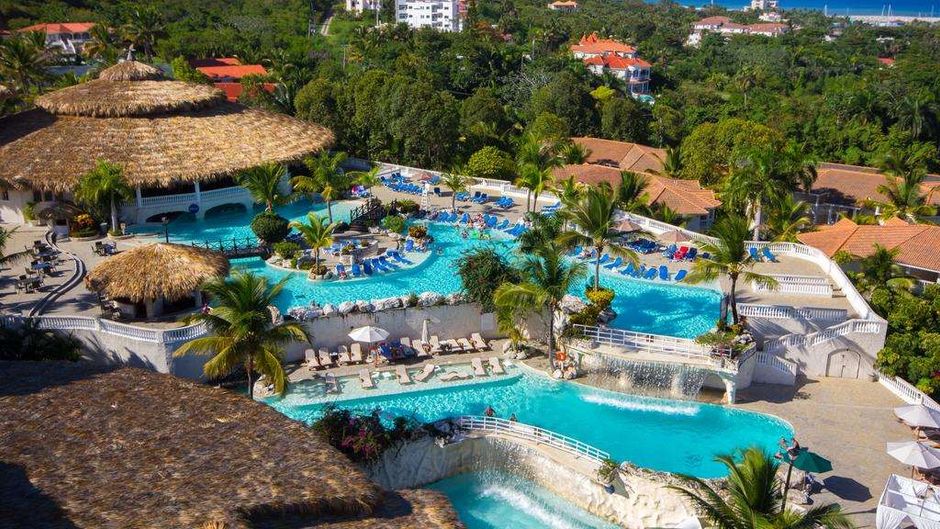 Cofresi Palm Beach Spa Resort Pool