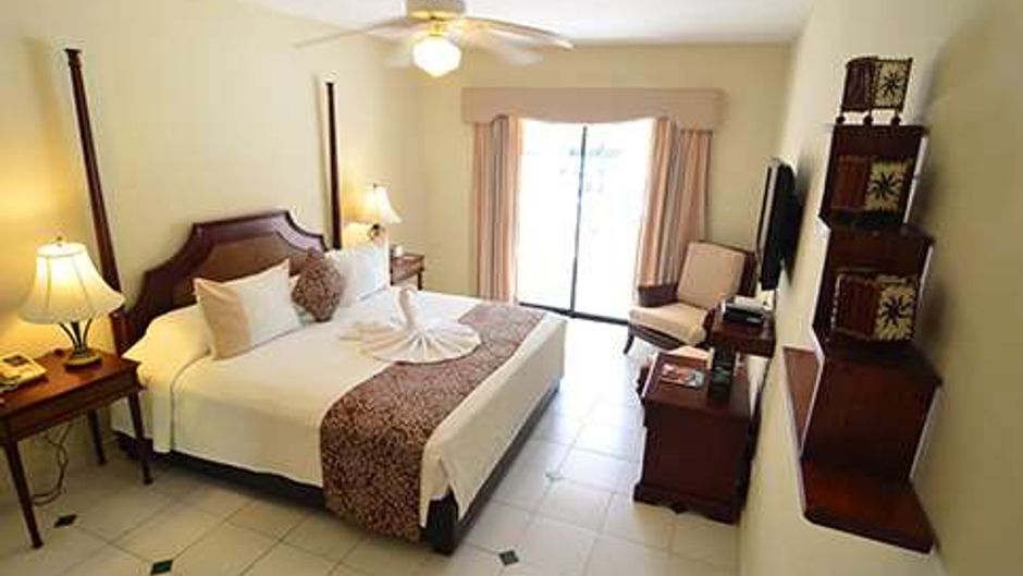 Cofresi Palm Beach Spa Resort Room