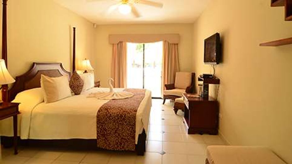 Cofresi Palm Beach Spa Resort Room