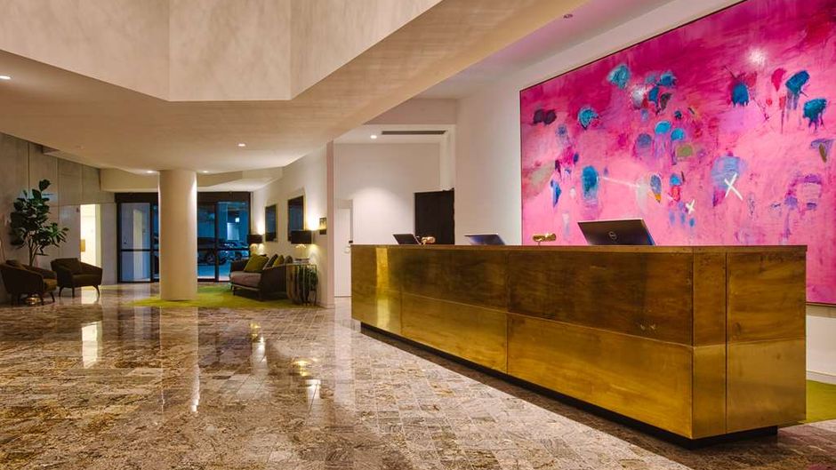 Eatons Hill Hotel Lobby