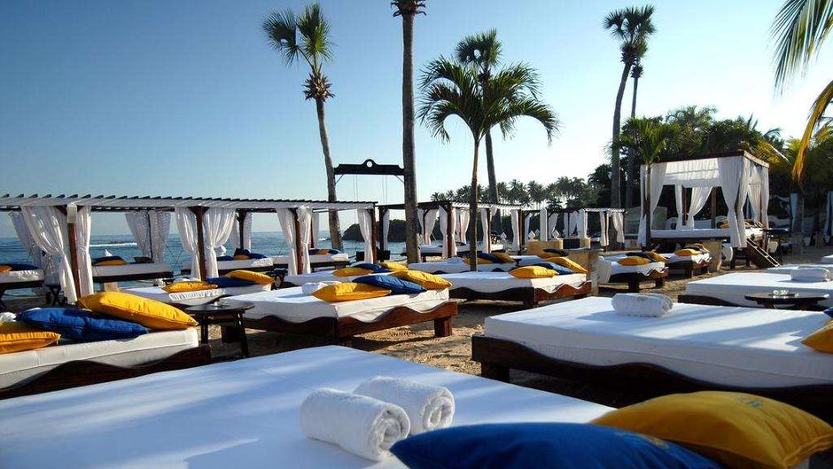 Lifestyle Tropical Beach Resort & Spa Beach