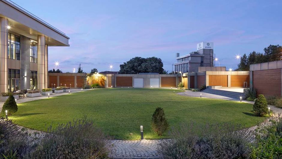 Hilton Istanbul Bakirkoy Exterior