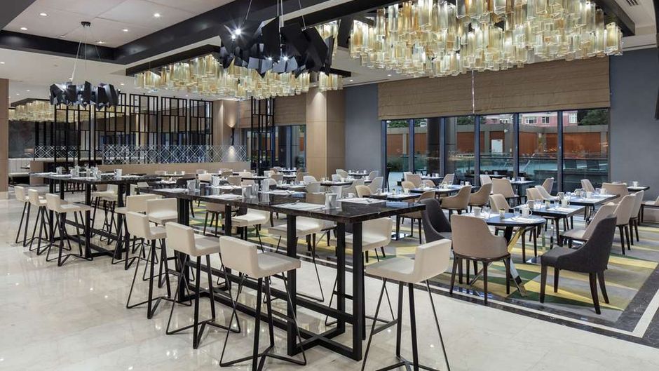 Hilton Istanbul Bakirkoy Restaurant