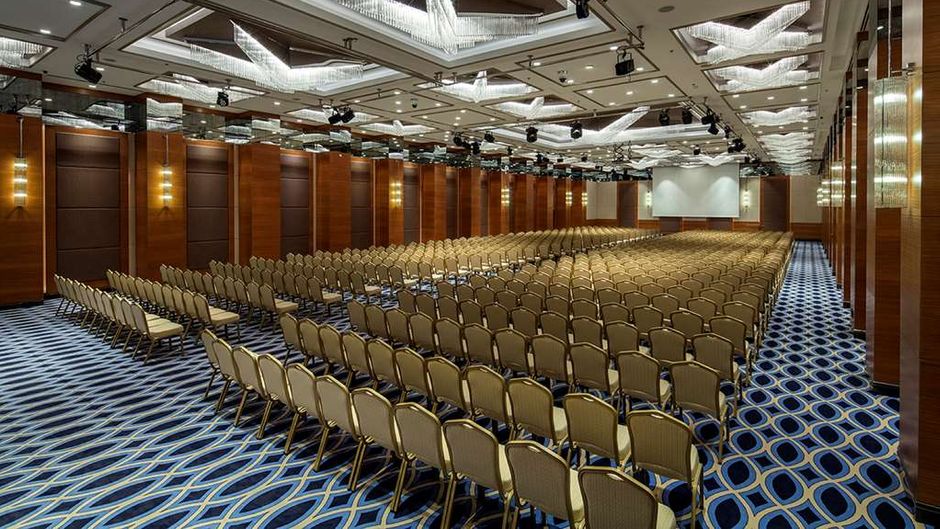 DoubleTree by Hilton Istanbul Topkapi Meeting