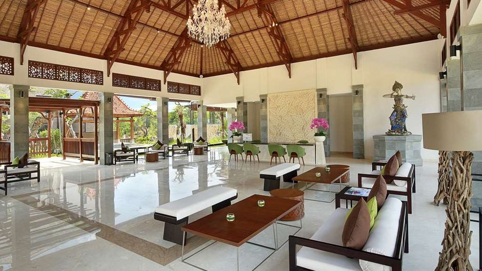 Royal Tulip Springhill Resort Jimbaran Lobby