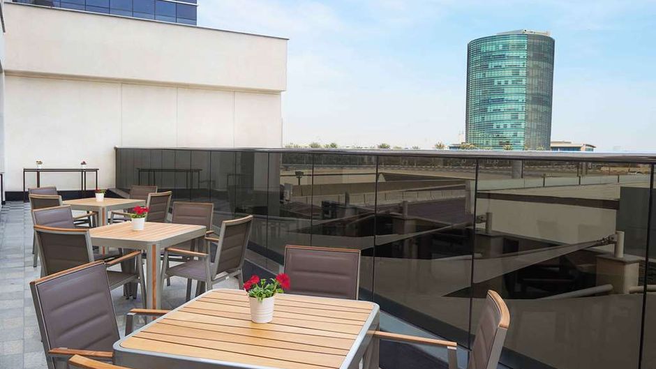Hilton Garden Inn Al Khobar Restaurant