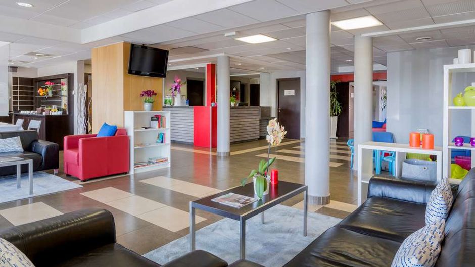 Best Western Park Hotel Geneve-Thoiry Lobby