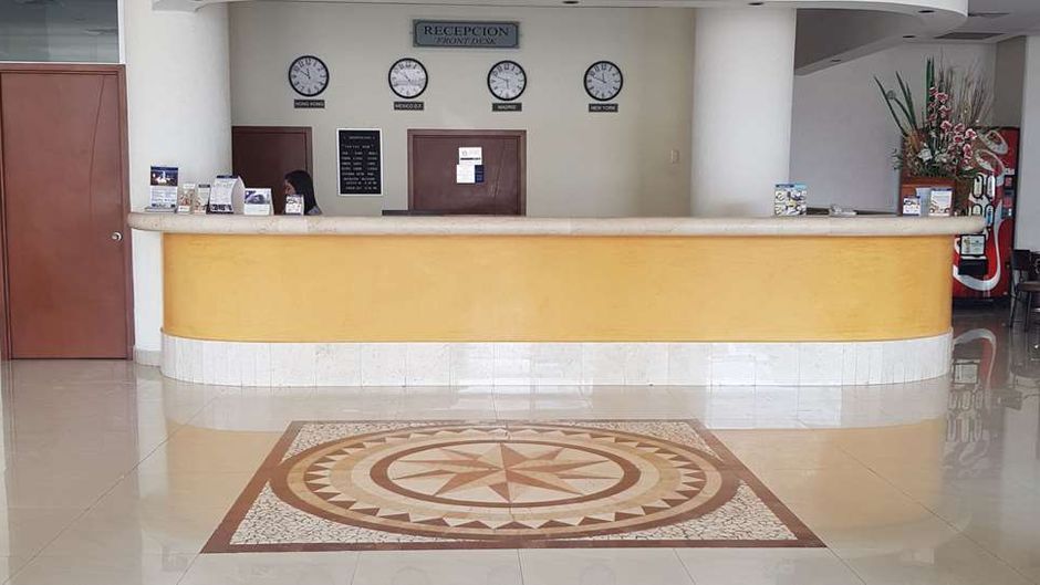 Best Western Global Express Lobby