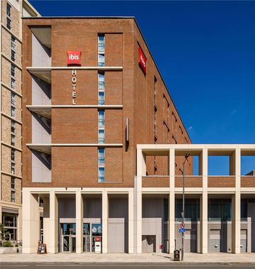 Ibis London Canning Town Hotel