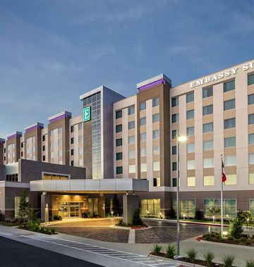 Embassy Suites by Hilton College Station