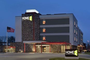 Home2 Suites by Hilton Leavenworth Dtwn