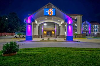 Motel 6 Lafayette
