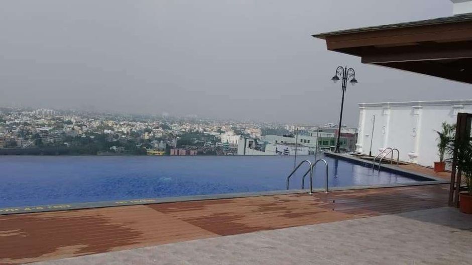 Ramada Plaza by Wyndham Chennai Pool