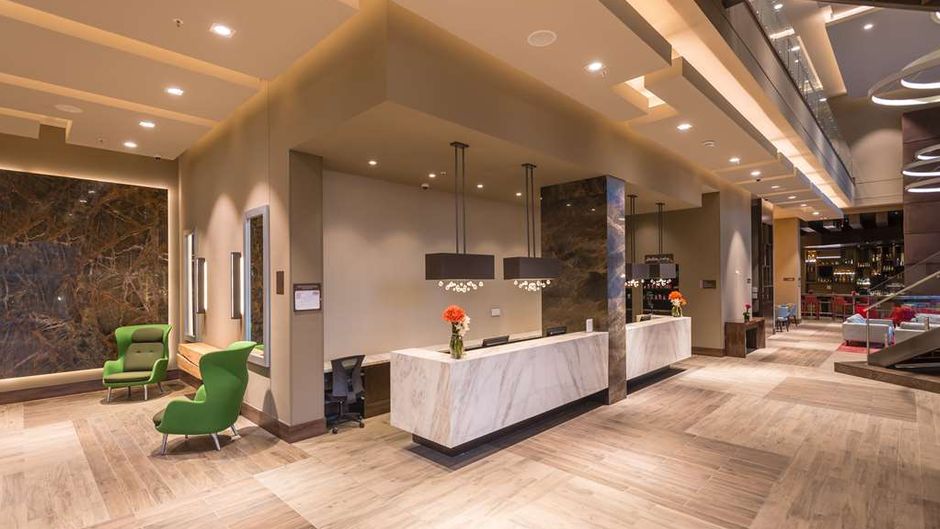 Hilton Garden Inn Bogota Airport Lobby
