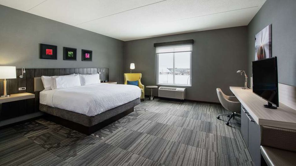 Hilton Garden Inn Winnipeg South Room