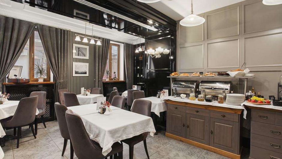 Wall Street Hotel Restaurant