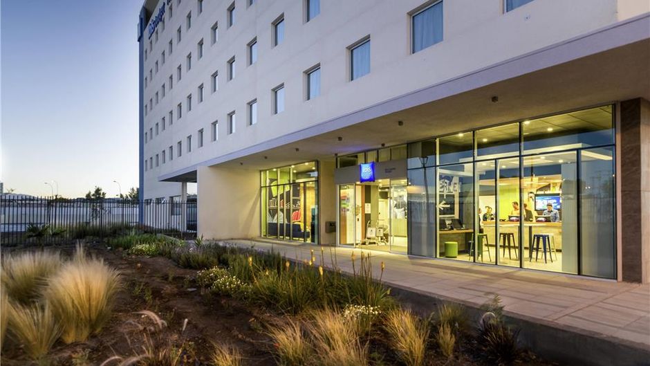 Ibis Budget Calama Exterior