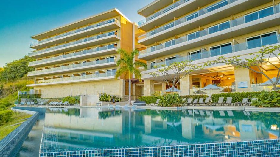 Wyndham Tamarindo Pool