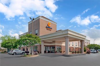 Comfort Suites