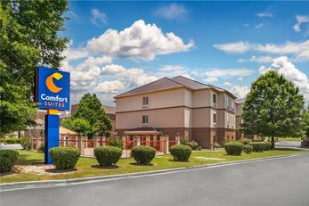 Comfort Suites