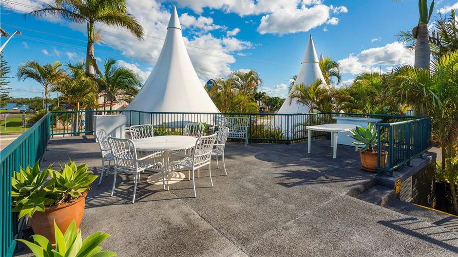 Comfort Inn All Seasons Pool