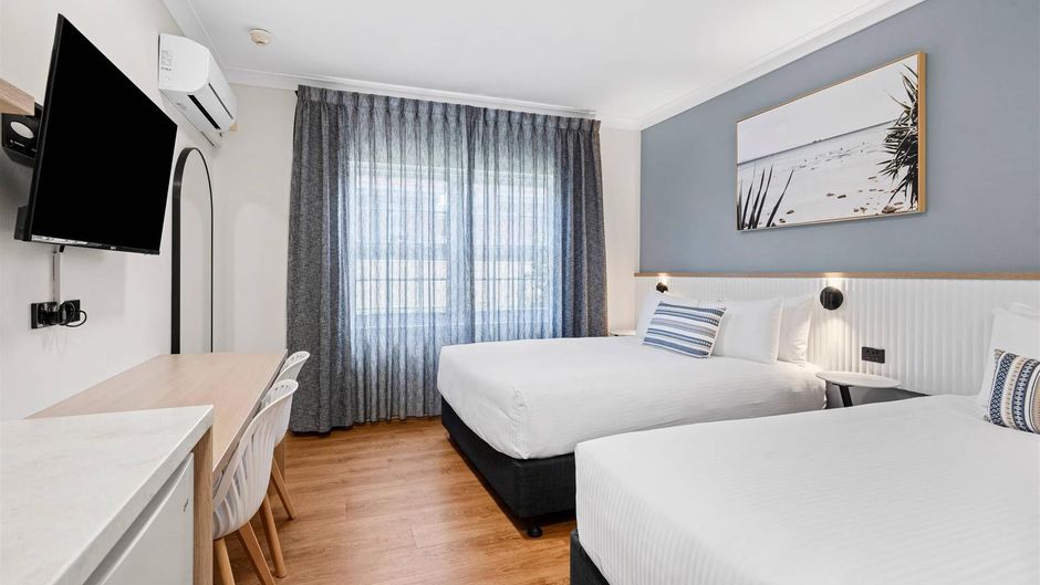 Comfort Inn All Seasons Room
