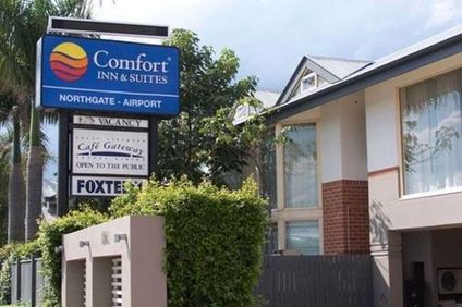 Comfort Inn & Suites Northgate Airport