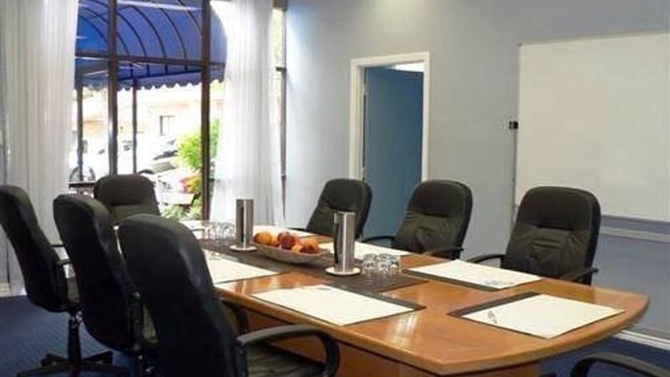 Quality Hotel Robertson Gardens Meeting