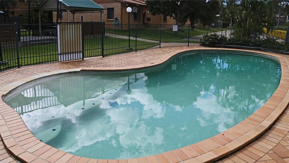Quality Hotel Robertson Gardens Pool