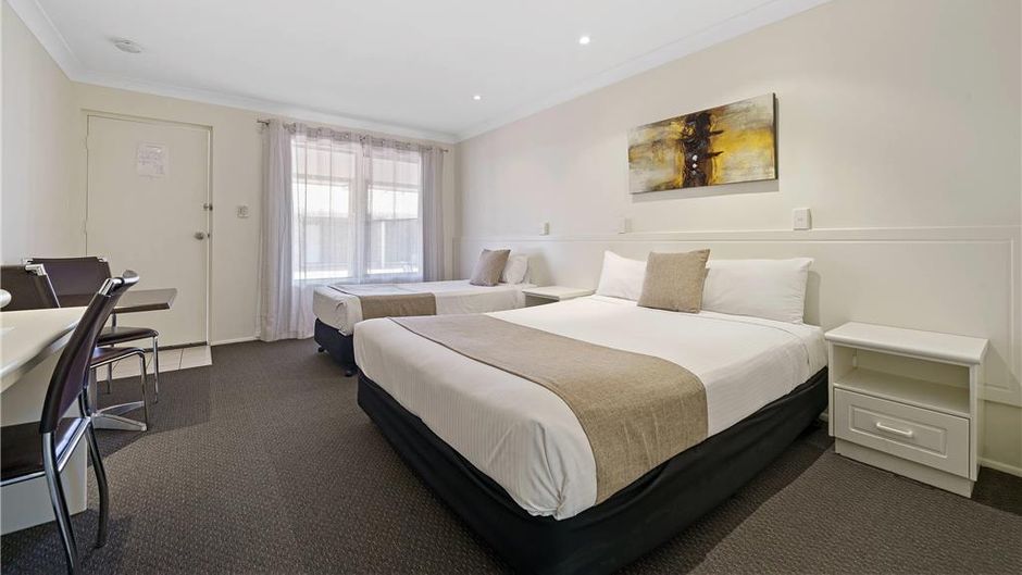 Comfort Inn Glenfield Room