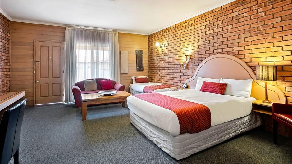 Quality Inn Colonial Room