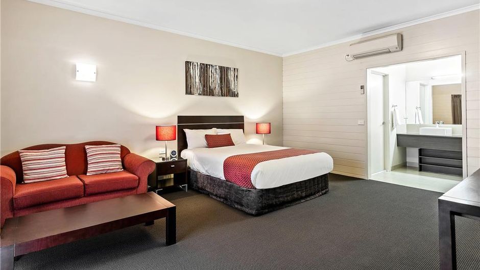 Quality Inn Colonial Room