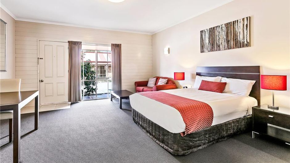 Quality Inn Colonial Room
