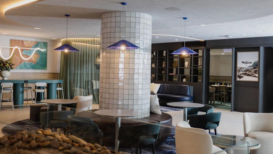 Bayside Geelong Hotel & Apartments Lobby