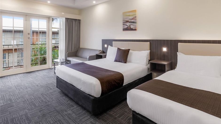 Quality Hotel Melbourne Airport Room