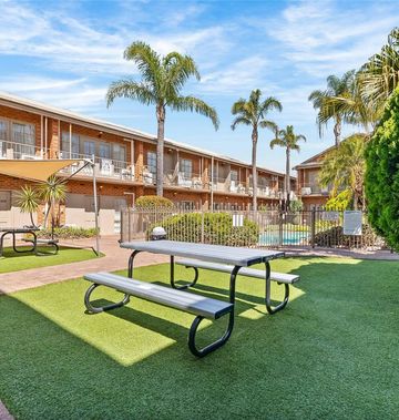 Quality Hotel Melbourne Airport