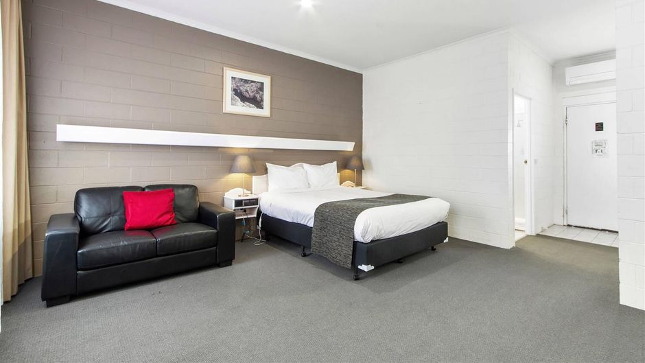 Comfort Inn & Suites King Avenue Room