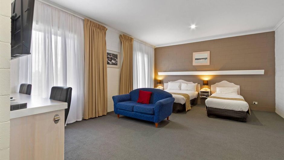 Comfort Inn & Suites King Avenue Room
