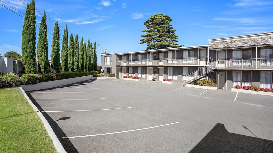 Comfort Inn on Raglan Exterior