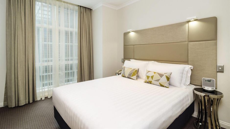 Clarion Suites Gateway Suite