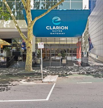 Clarion Suites Gateway