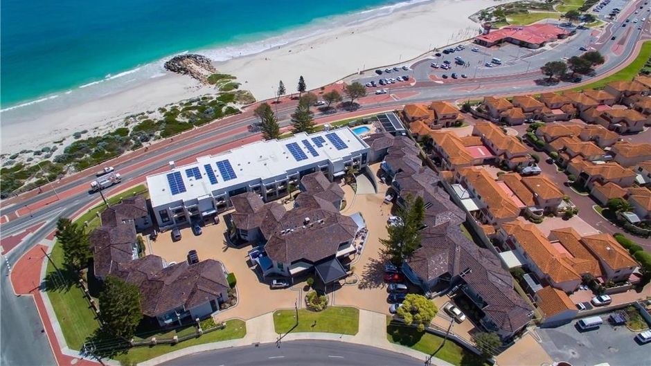 Quality Resort Sorrento Beach Exterior