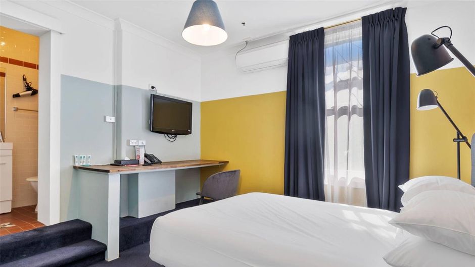 Hotel Harry, an Ascend Hotel Room